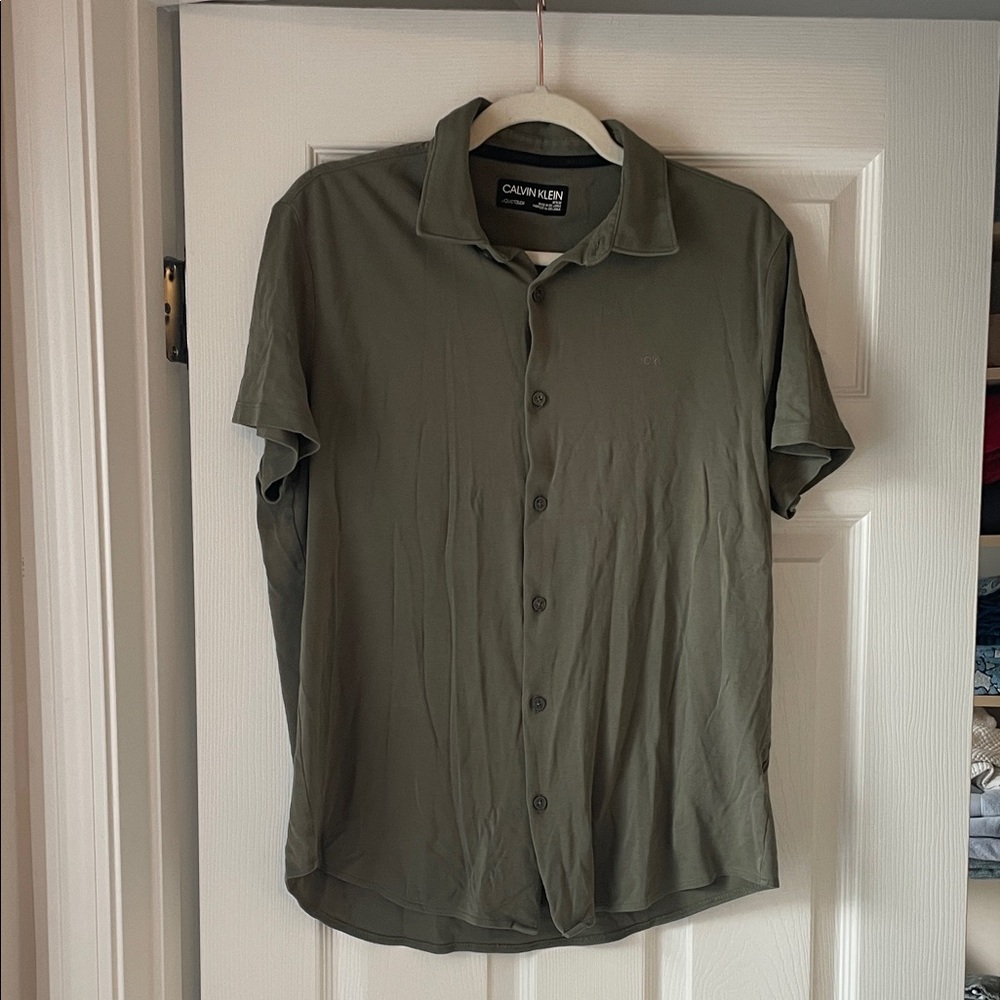 Calvin Klein Men's Liquid Touch Button-Down T-Shirt